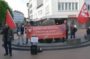 8. Mai 2025 - 80. Jahrestag der Befreiung vom Faschismus Kundgebung in Gießen, Seltersweg