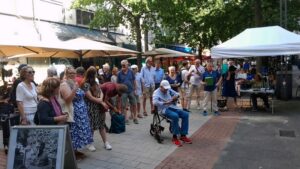 Ein Kopf für Ria Deeg, Gießen August 2025 - Kundgebung der Omas gegen Rechts
